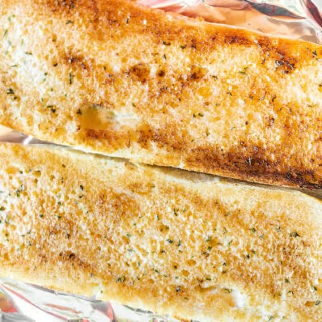 Full 16" Loaf Garlic Bread.